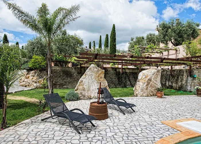 Il Giardino Dei Flintstones B&B
