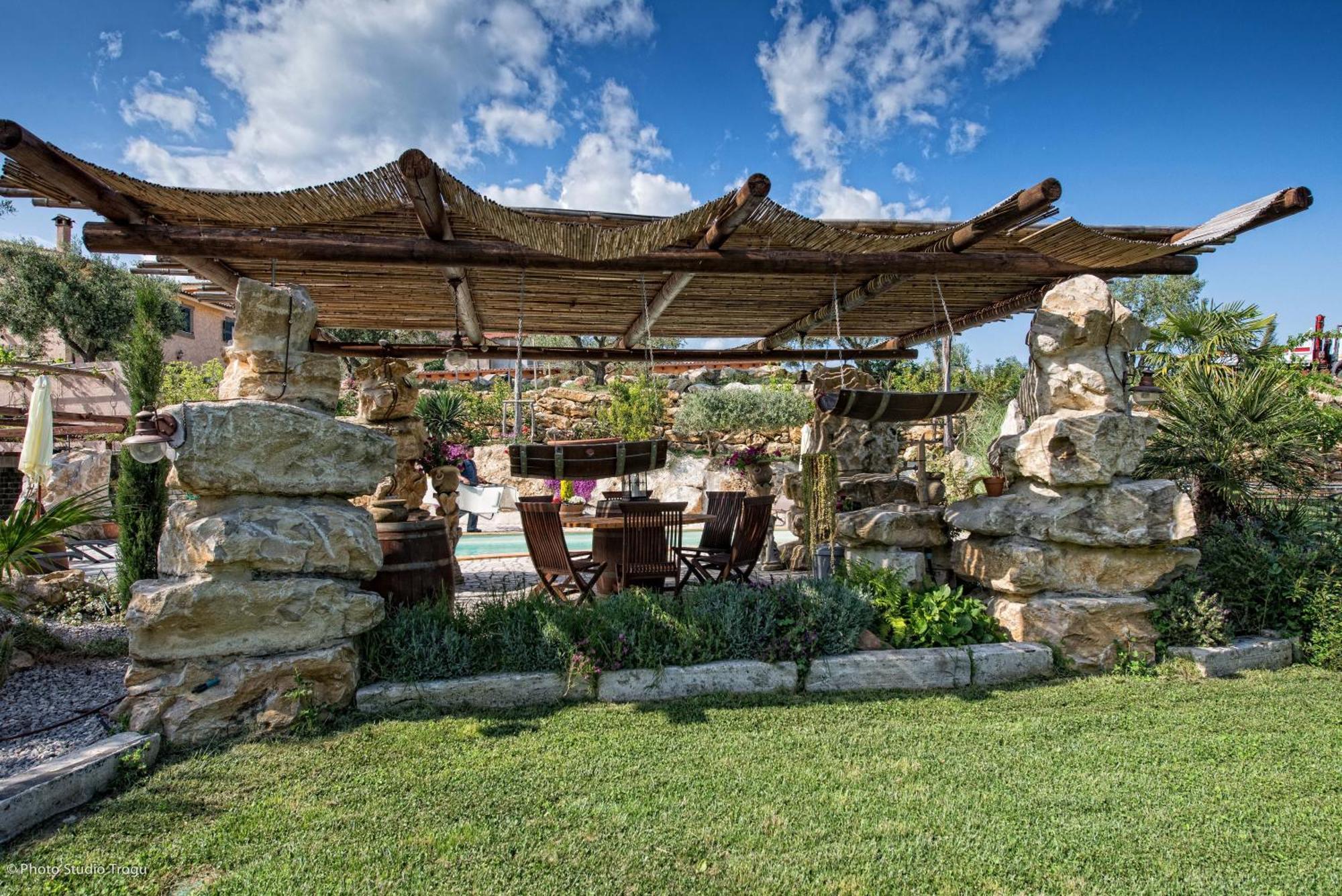 Il Giardino Dei Flintstones *